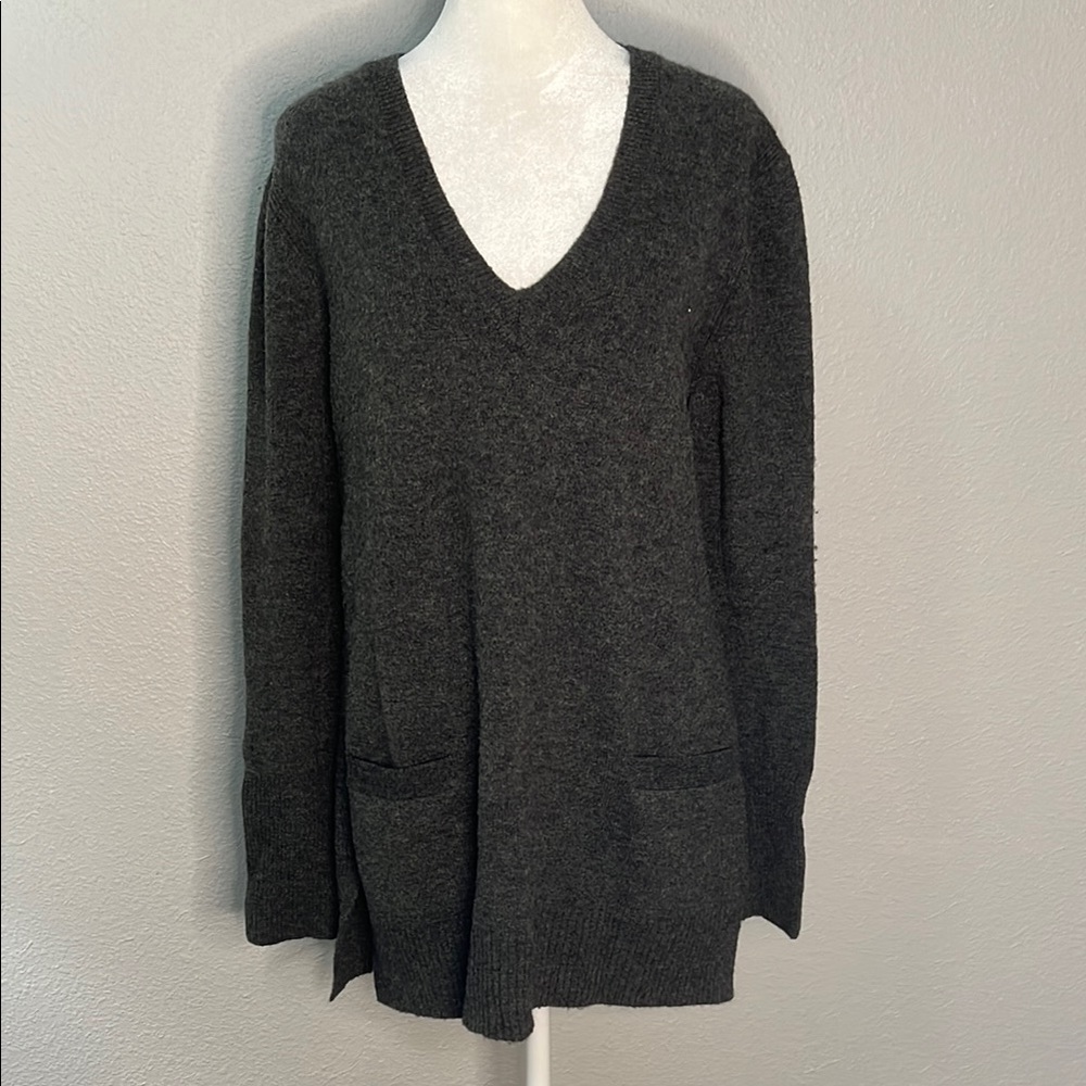 JCrew VNeck Sweater Tunic Gray Size Small